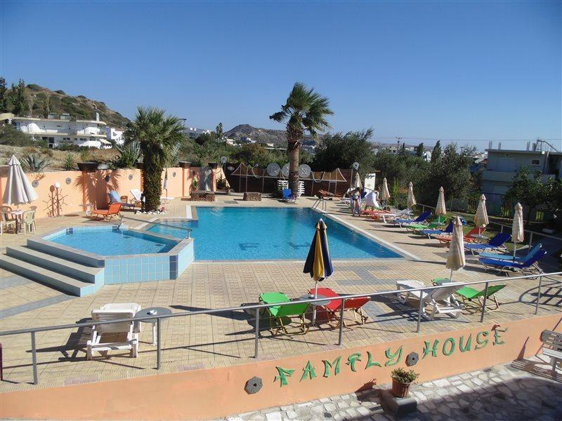 Family House Faliraki Studios Apartments Exterior photo